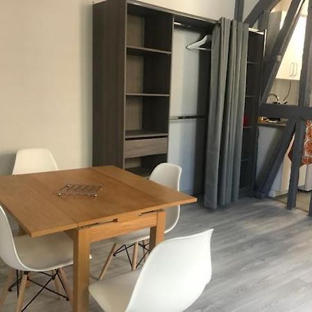 Ferienwohnung Vieux Marche Rouen Exterior foto