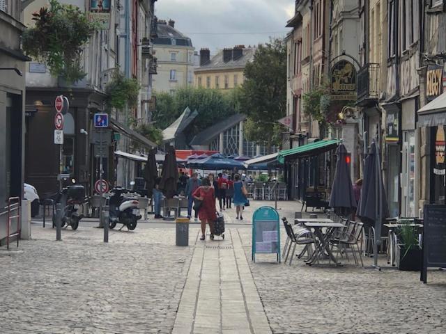 Ferienwohnung Vieux Marche Rouen Exterior foto